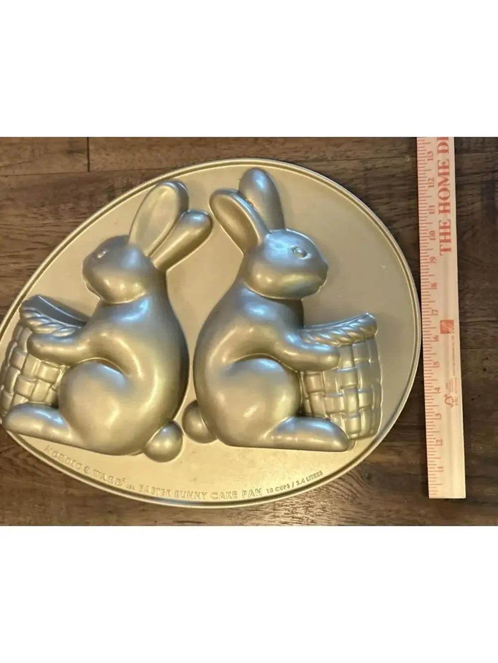Nordic Ware Easter Bunny Cake Pan 10 Cup 2.4L Nonstick Aluminum 3D Rabbits USA